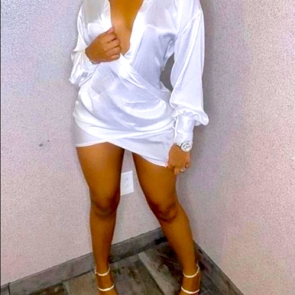 White wrap sexy dress